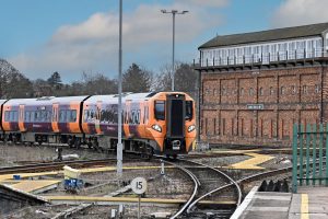 Birmingham-%E2%80%93-Black-Country-%E2%80%93-Shrewsbury-railway-train-rsz-300x200.jpg