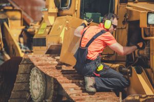 ConstructionMachineMaintenance-300x200.jpg