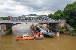 Dukes-Meadows-Bridge-by-Red7-Marine-300x200.jpg