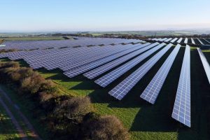 low-carbon-solar-farm-300x200.jpg
