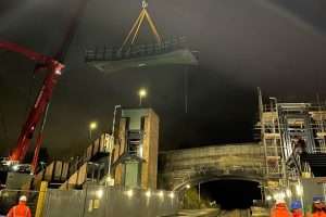Part-of-the-Garforth-bridge-deck-being-craned-into-place-Network-Rail-2-300x200.jpg
