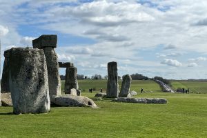 Stonehenge-CS3-300x200.jpg