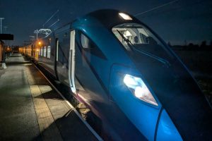 TransPennine-Express-train_cropped-300x200.jpg