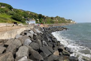 Ventnor-isle-of-wight-coast-rsz-rsz-300x200.jpg